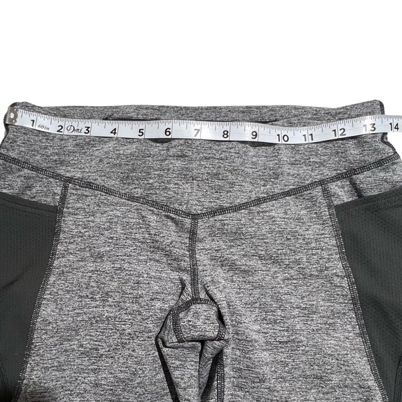 Lucy Cropped Leggings Lucytech Athletic Zip Back Pocket Gray Small S - Picture 7 of 15